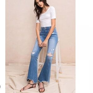 Flying Monkey Mid Rise Flare Jeans With Hem Detail Size 32
